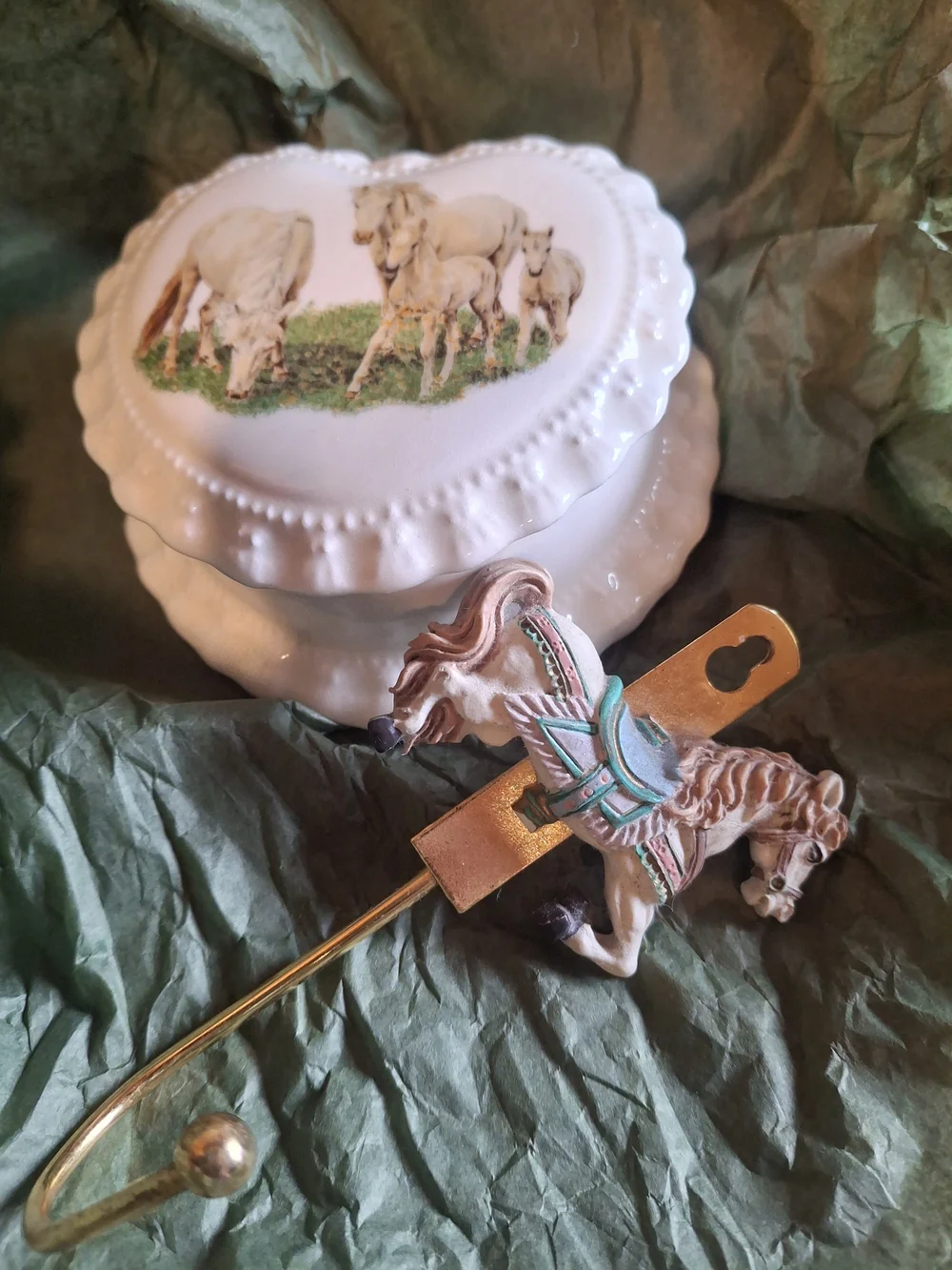 Decorative White Horse Carousel Hook & Ceramic Jewlery Box